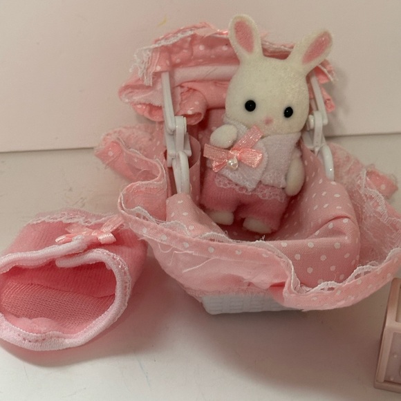 Calico Critter Set - Picture 3 of 9